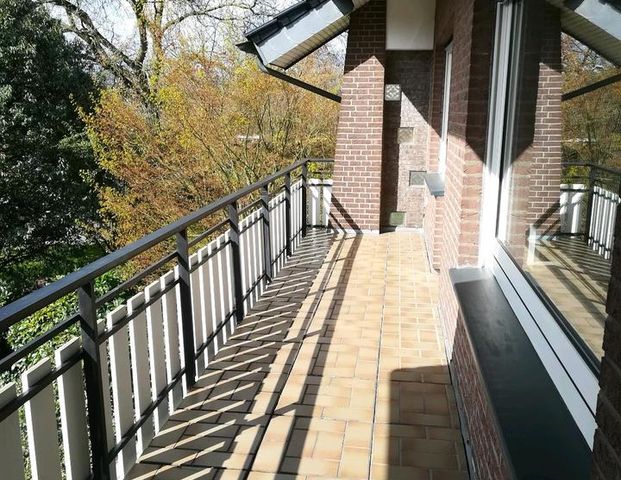 Schicke OG-Wohnung _ ruhig und zentral - Foto 1