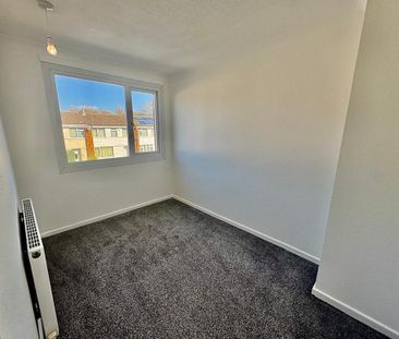 3 bedroom house to rent - Photo 3