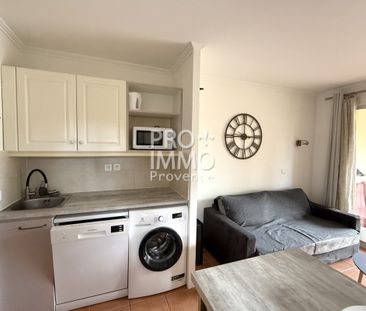 A LOUER, DOMAINE DE PONT ROYAL APPARTEMENT TYPE 2 LOGGIA JAR - Photo 1