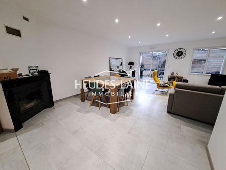 Location Appartement 4 pièces 110m² AVRANCHES 50300 - Photo 2