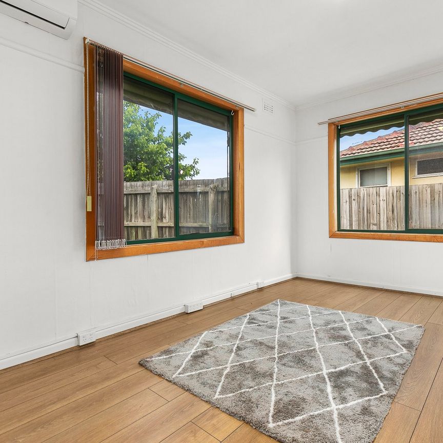 73 Maude Avenue, Glenroy VIC 3046 - Photo 1