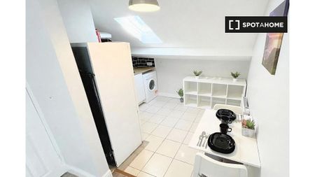 One bedroom apartment in Drumcondra, Dublin - Photo 4