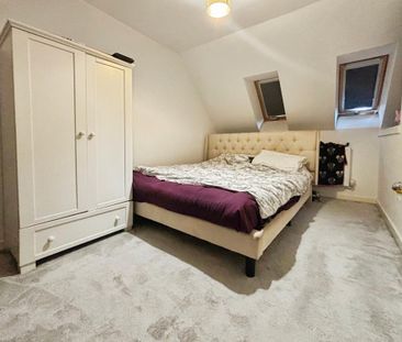 3 bedroom semi-detached house to rent - Photo 5