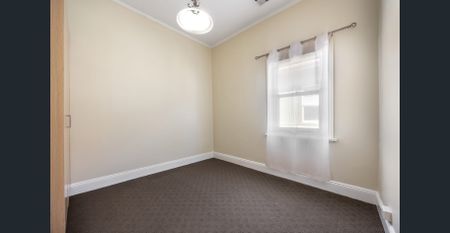 Charming Four-Bedroom Home in the Heart of Ballarat CBD - Photo 3