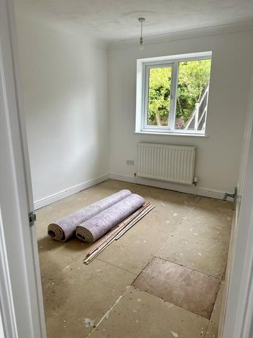 1 bedroom semi-detached house to rent - Photo 3