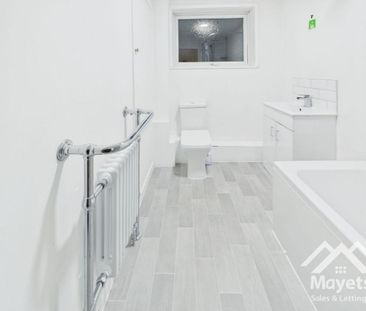 2 bedroom semi-detached house to rent - Photo 6