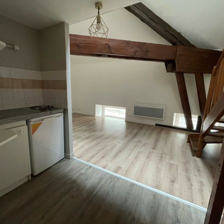 Beau T2 Duplex 40 m² – LOCATION – LIMOGES – BEGIP - Photo 4