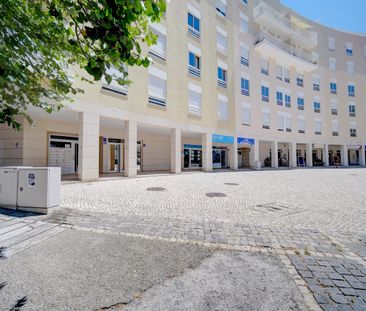 Loja transformada em Apartamento T2 para Arrendamento no Parque das... - Photo 2