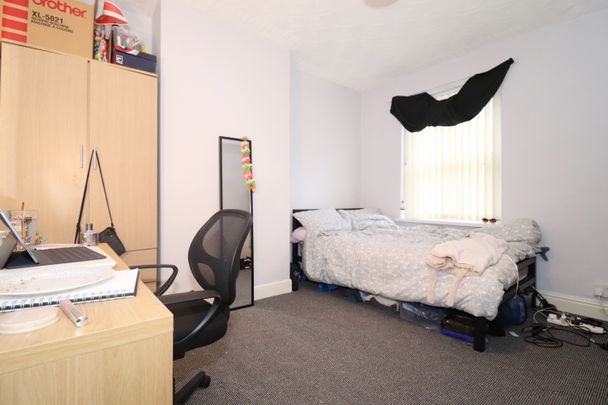Bedford Street, Cathays - Photo 1