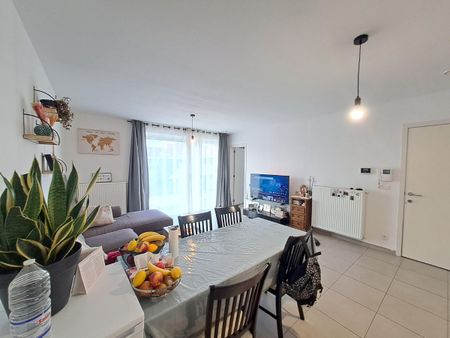 Gezellig appartement met 1 slaapkamer en autostaanplaats - Photo 3
