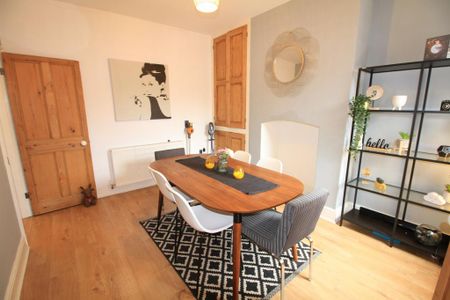 3 bedroom flat to rent - Photo 5