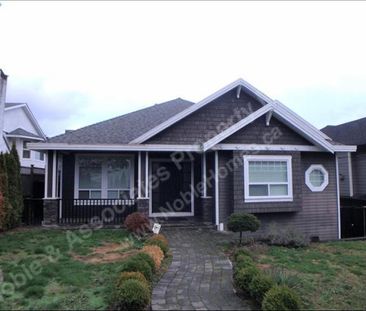 7800 Gilley Avenue MAIN Burnaby - Photo 1