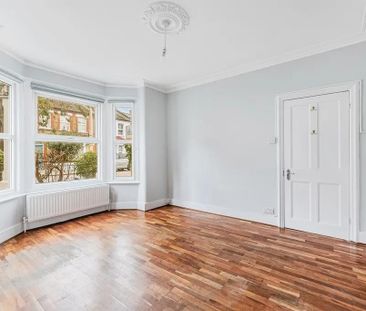 4 Bed Terraced House, Very Near Venetia Road Area, W5 - Photo 2