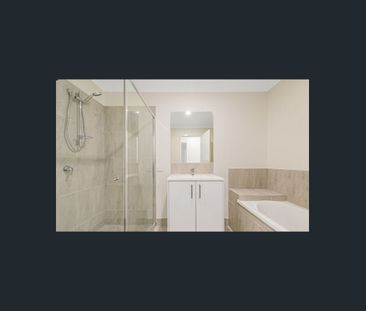 1/18 Mount Bowen Street, Park Ridge, Qld 4125 - Photo 5