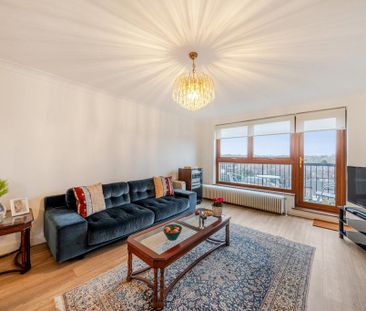 2 bedroom flat to rent - Photo 4