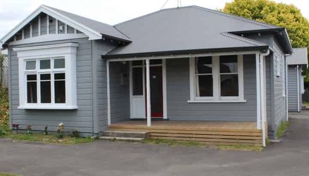 Gorgeous villa in excellent location - Photo 3