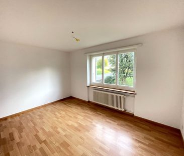 Corgémont, nice 3-room apartment on the ground floor with balcony - Photo 1