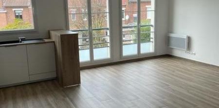Location Appartement 3 pièces 69m² DOUAI 59500 - Photo 2