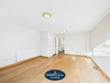 2 bedroom end of terrace house to rent - Photo 3