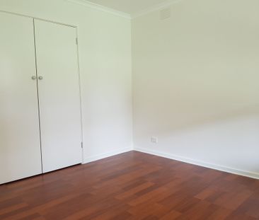 Unit in a Desirable Noble Park Location - Photo 3