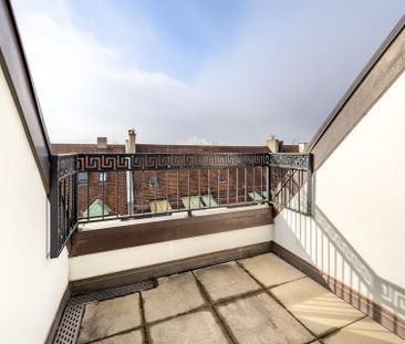 Your dream home – Stylish penthouse with character - Photo 2