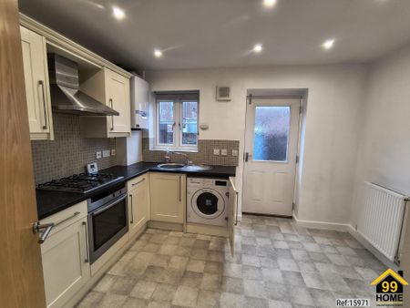 2 bed Terraced in Albert Court, Shipton Street , York, YO30 7EH - Photo 5