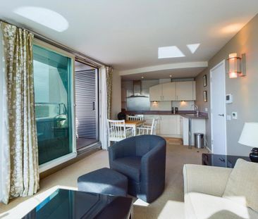 2 bedroom apartment to rent - Photo 3