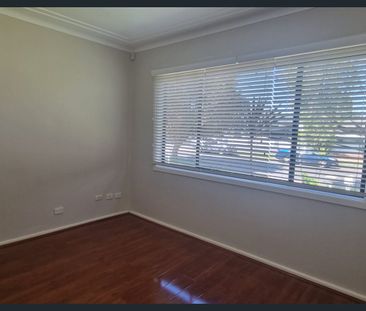 2 Crosby Cr, Fairfield, NSW 2165 - Photo 6