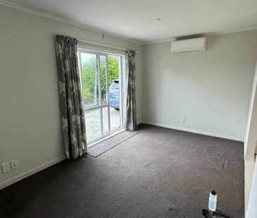Two Bedroom Home Unit for Rent - Photo 3