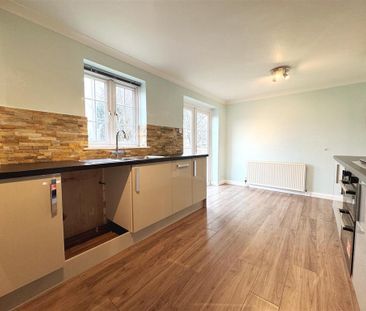 3 bedroom house to rent - Photo 3