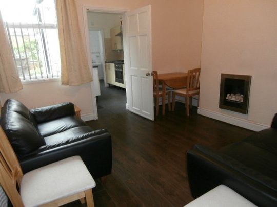 3 Bed - Westwood Road, Earlsdon, Coventry, Cv5 6gd - Photo 1