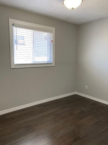 For Lease - 355 Leacock Drive Unit# A, Barrie, Ontario - Photo 3