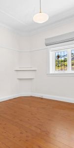 Convenient, spacious apartment in prime location - Photo 4