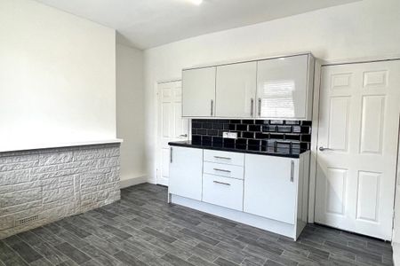 Elm Green Lane - Photo 4