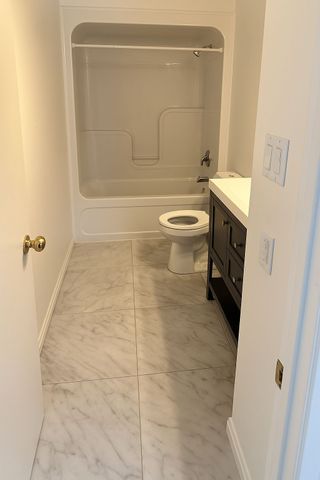 For Lease - 15 Rockwood Drive, Toronto, Ontario - Photo 4