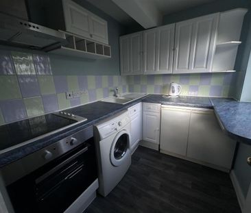 Studio to rent - Photo 6