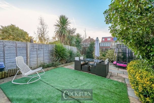 Holland Gardens, New Eltham, SE9 - Photo 1