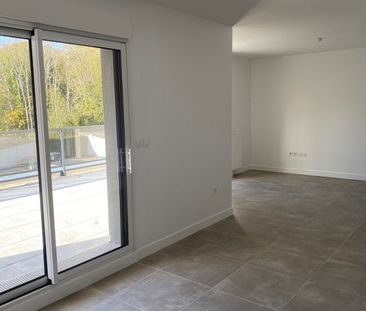 Location Appartement 3 pièces 62m² ORLEANS 45000 - Photo 3
