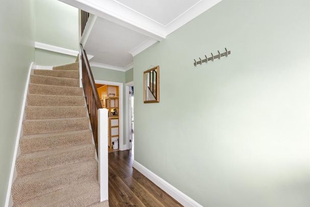 3 bedroom terraced house to rent - Photo 1