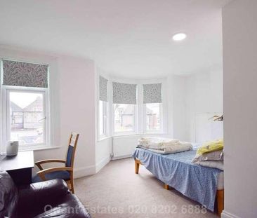 Montagu Road, London, NW4 - Photo 2