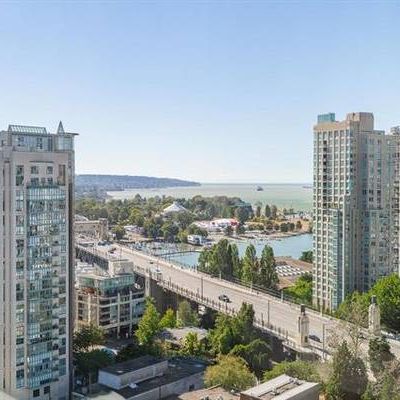 Stunning 2 Bed/2 Bath Unit with Panoramic Views at the Pacific - Photo 4