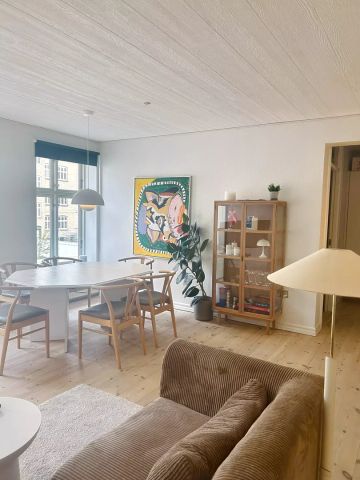Indbydende lejlighed med rummeligt køkken-alrum i Aalborg - Foto 3