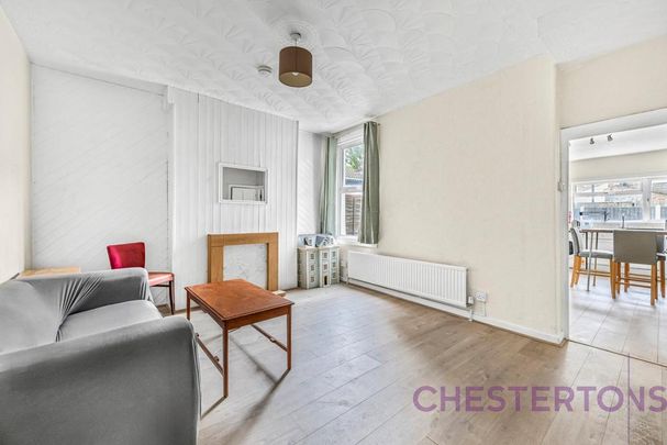 4 bedroom terraced house to rent - Photo 1