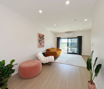 Easy Lifestyle Living in a Prime Location - Photo 2