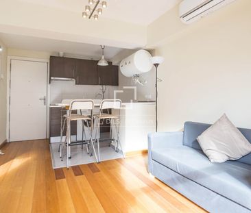 Excellent 1 Bedroom apartment for rent in Berruguete, Madrid - Photo 5