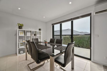 1 Opal Place, Perth - Photo 3