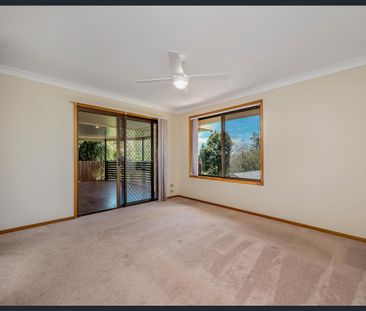 Family home in Hillcrest - Photo 2