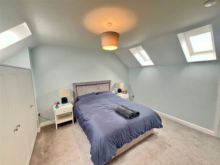 24 The Downs, Moyglare Hall, Maynooth, Co. Kildare - Photo 2