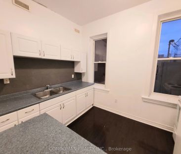 139 1/2 John Street S #5 - Photo 3