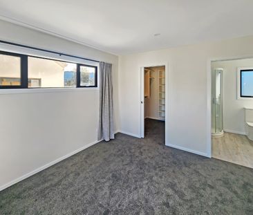 Upper Hutt Living - Photo 1